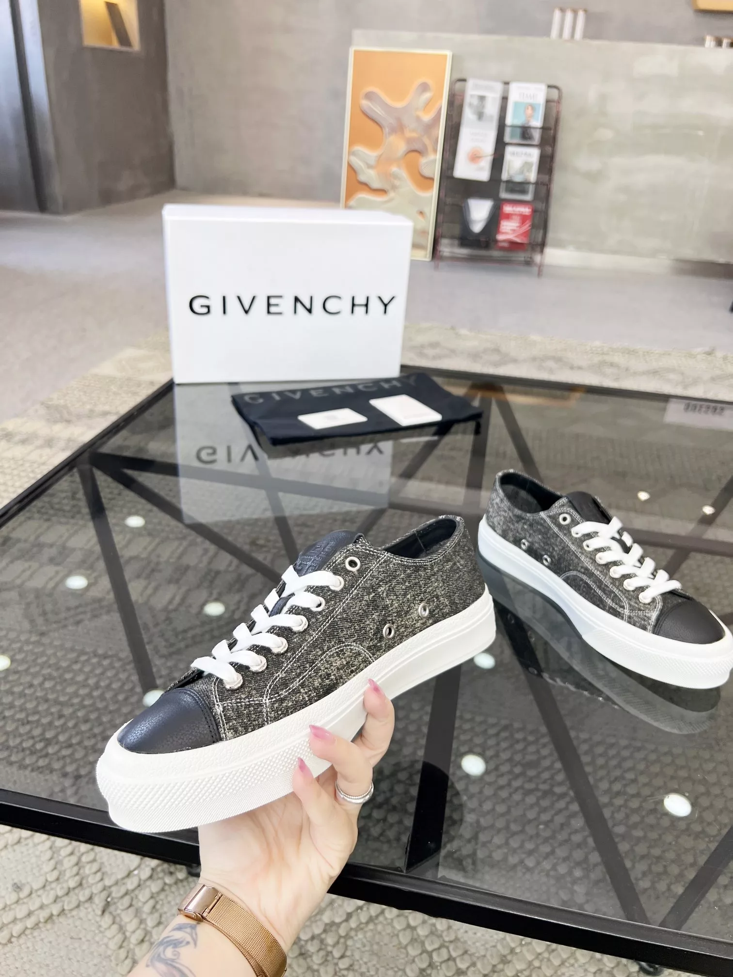 givenchy decontractees chaussures pour homme s_12b4aa62